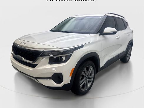 Used 2023 Kia Seltos S FWD image 2