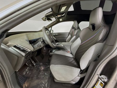 New 2026 BMW iX xDrive60 w/ M Sport Package image 22