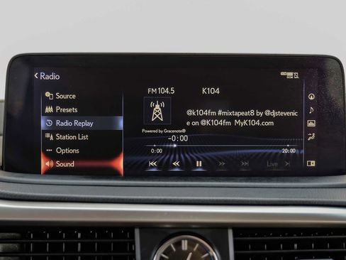 Used 2022 Lexus RX 450h AWD w/ Luxury Package image 31