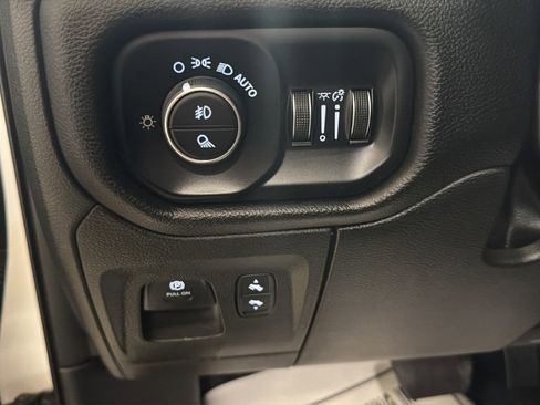 Used 2025 RAM 1500 Big Horn AWD/4WD image 20