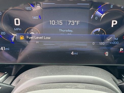 New 2025 Chevrolet Suburban Premier image 18