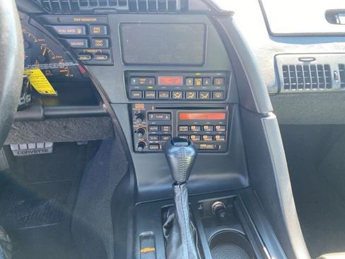 Used 1993 Chevrolet Corvette Coupe image 21