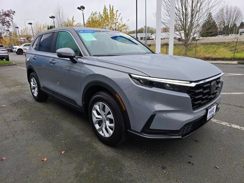 Certified 2025 Honda CR-V LX image 8