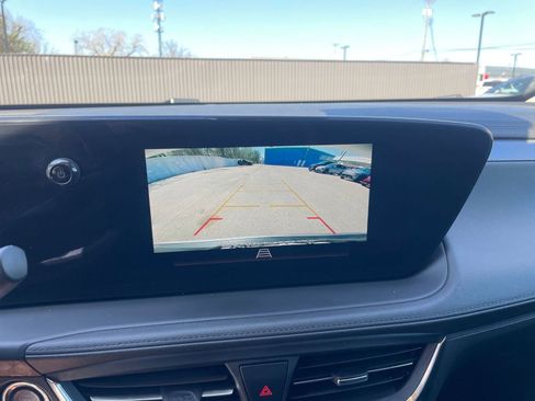 Used 2025 Buick Encore GX Preferred FWD image 23