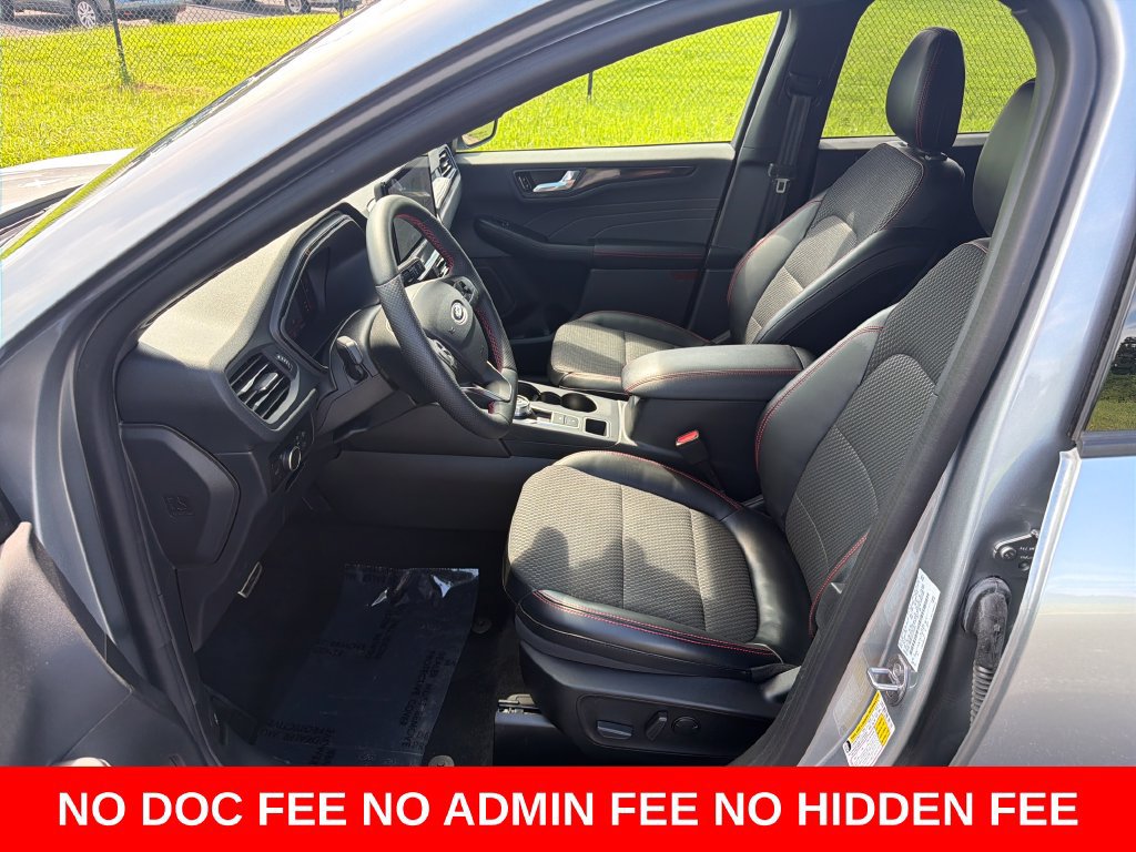 Used 2023 Ford Escape ST-Line w/ Tech Pack #1 AWD/4WD image 10