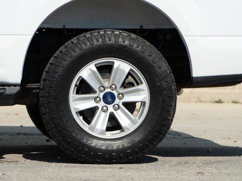 Used 2019 Ford F150 XLT w/ Trailer Tow Package AWD/4WD image 9