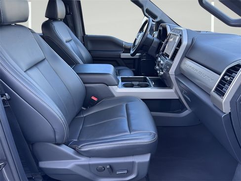 Used 2022 Ford F250 Lariat w/ Lariat Ultimate Package image 34