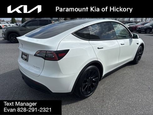 Used 2024 Tesla Model Y Long Range image 7