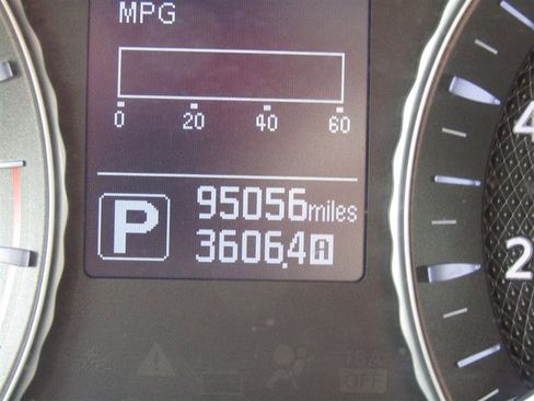 Used 2016 INFINITI Q70 L 3.7 image 18