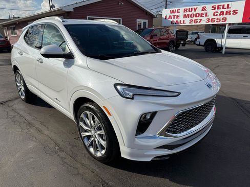 Used 2025 Buick Encore GX Avenir w/ Avenir Technology Package image 3
