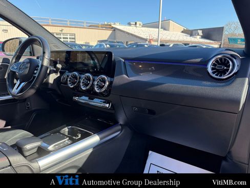 Certified 2022 Mercedes-Benz GLA 250 4MATIC image 29