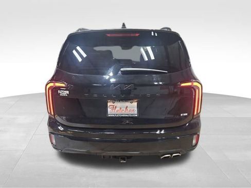 Used 2025 Kia Telluride AWD image 4