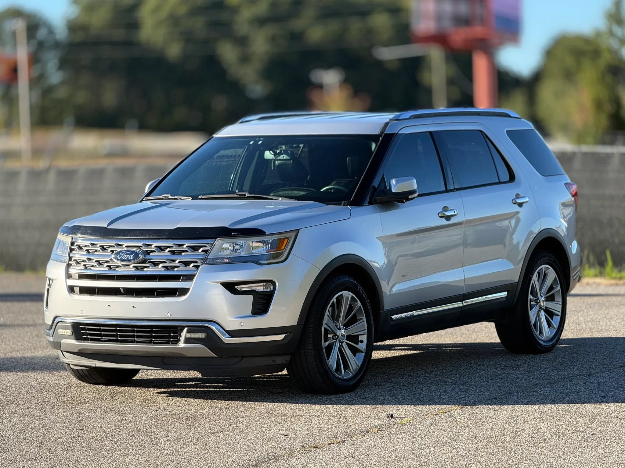 Used 2018 Ford Explorer Limited FWD image 6