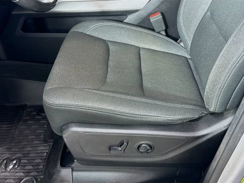 Used 2019 RAM 1500 Big Horn AWD/4WD image 25