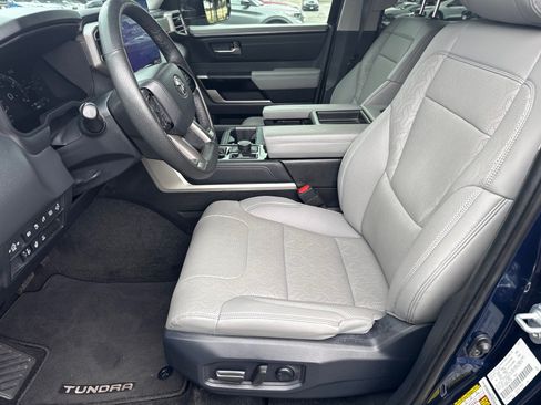 Used 2023 Toyota Tundra Limited w/ Power Package AWD/4WD image 16