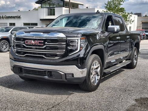 New 2026 GMC Sierra 1500 SLT w/ SLT Premium Package RWD image 4