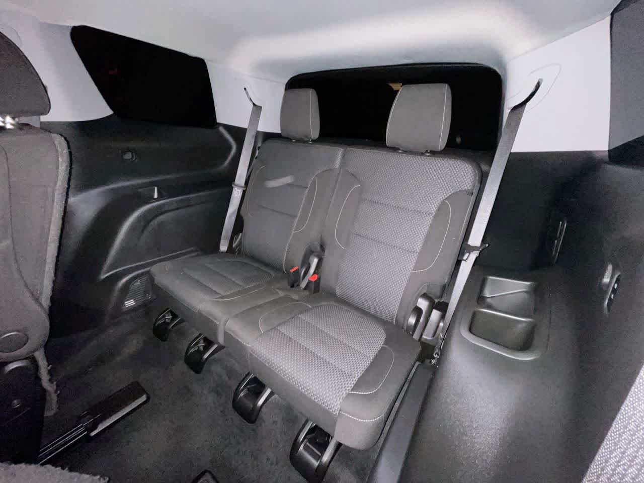 Used 2021 GMC Acadia SLE w/ LPO, Floor Liner Package AWD/4WD image 23