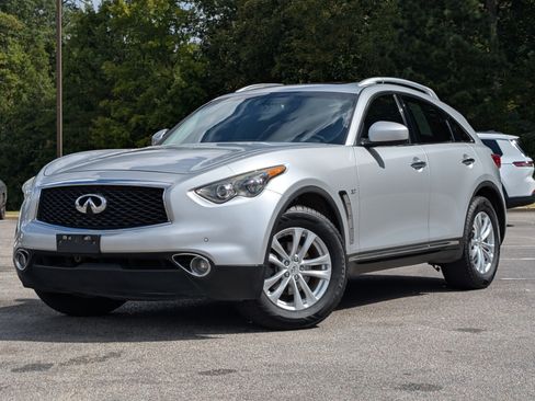 Used 2017 INFINITI QX70 AWD w/ Premium Package image 4