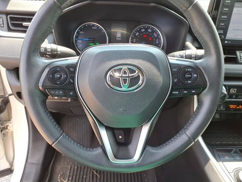 Used 2021 Toyota RAV4 XLE Premium AWD/4WD image 24
