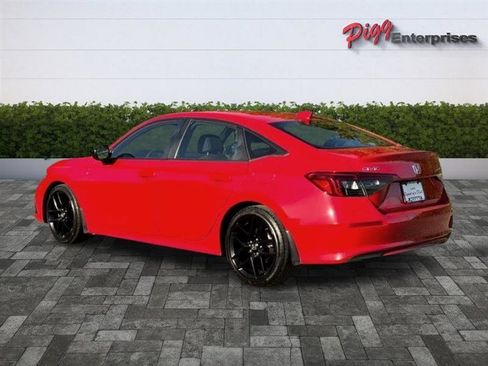 Used 2024 Honda Civic Sport image 3