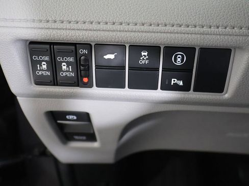 Used 2023 Honda Odyssey Elite image 39