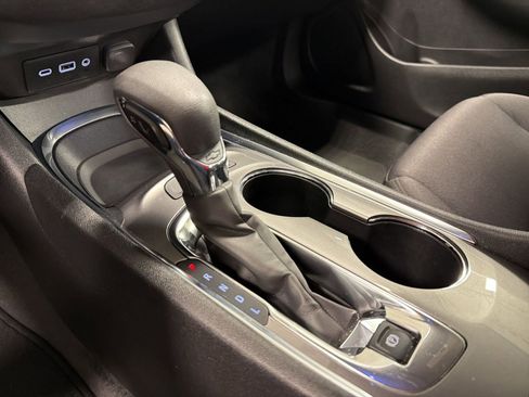 Used 2024 Chevrolet Malibu LT FWD image 17