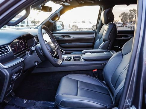 New 2026 Jeep Grand Wagoneer L Limited image 22