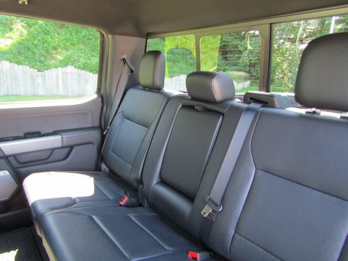 Used 2025 Ford F150 Lariat w/ Equipment Group 501A Mid AWD/4WD image 30