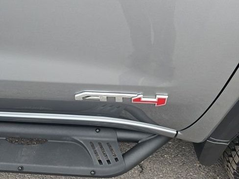 New 2026 GMC Sierra 1500 AT4 w/ AT4 Premium Package AWD/4WD image 6