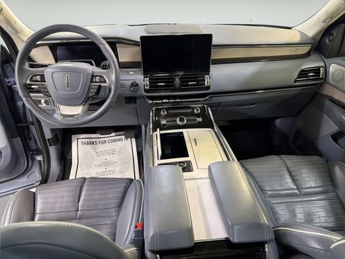 Used 2024 Lincoln Navigator L Black Label AWD/4WD image 23