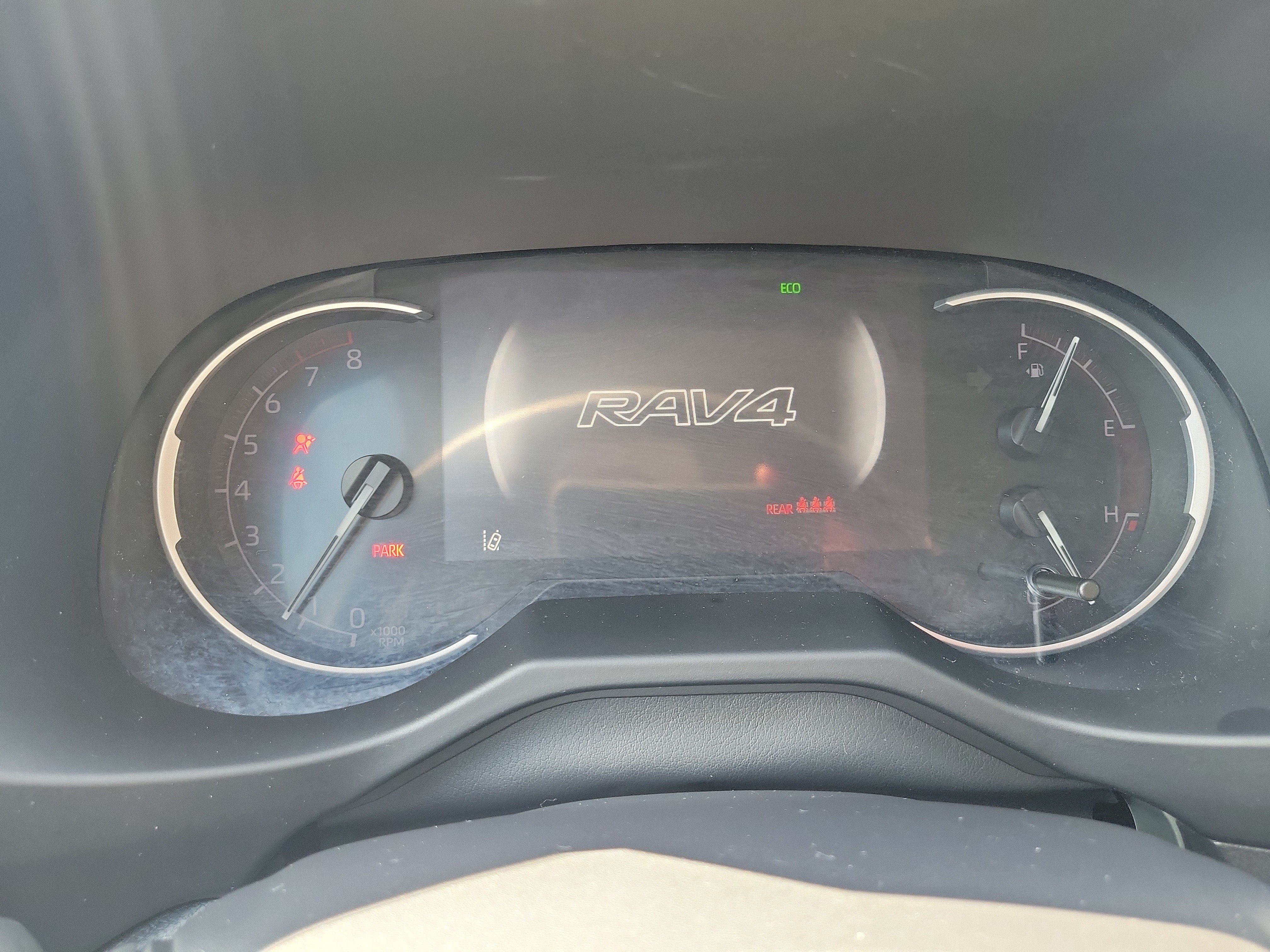 Used 2024 Toyota RAV4 LE FWD image 23
