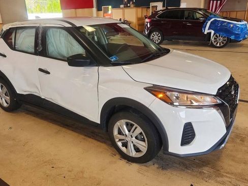 Used 2023 Nissan Kicks S FWD image 44