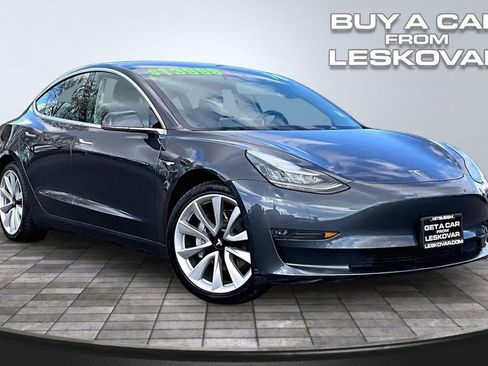 Used 2018 Tesla Model 3 Long Range image 1