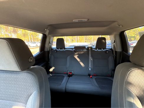 Used 2019 Chevrolet Silverado 1500 LT w/ All-Star Edition image 38