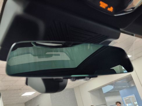 Used 2025 BMW X3 xDrive30i w/ Premium Package image 29