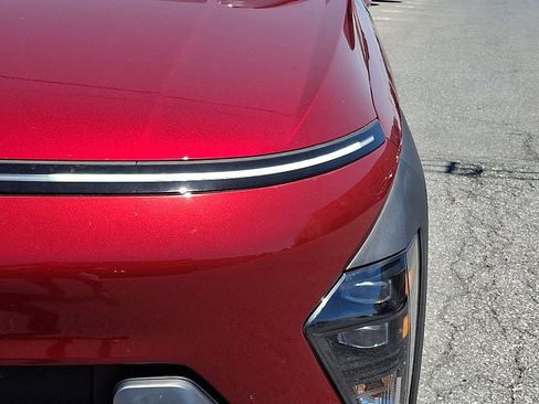 Certified 2024 Hyundai Kona SEL AWD/4WD image 10