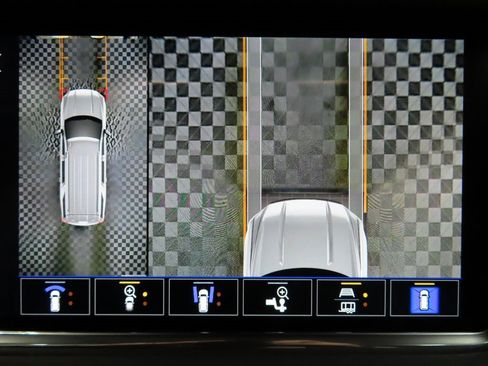 Used 2023 GMC Yukon Denali image 19