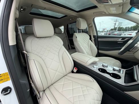 Used 2026 Genesis GV80 3.5T Prestige AWD/4WD image 34