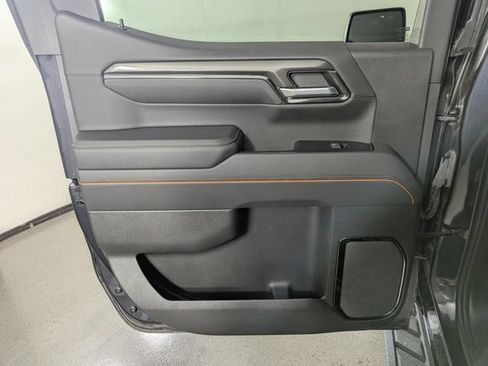 Used 2022 GMC Sierra 1500 AT4 w/ AT4 Premium Package AWD/4WD image 15