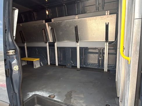 Used 2019 Mercedes-Benz Sprinter 170 image 10