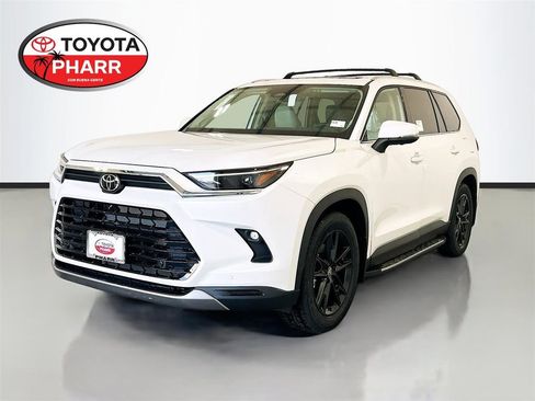New 2026 Toyota Grand Highlander FWD image 1