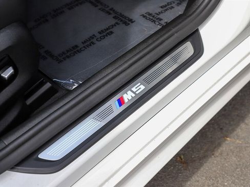 Used 2019 BMW M5 w/ Executive Package image 27
