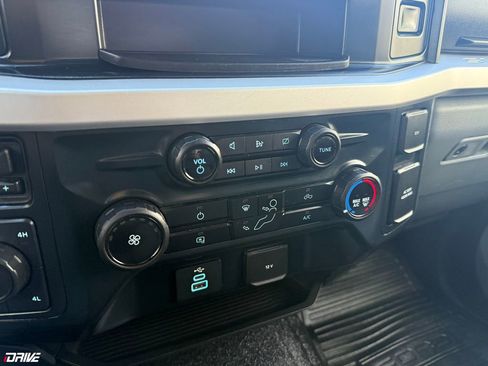 Used 2023 Ford F350 XLT AWD/4WD image 41