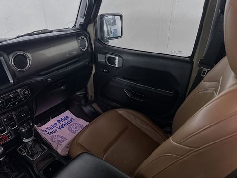 Used 2020 Jeep Gladiator Rubicon AWD/4WD image 22