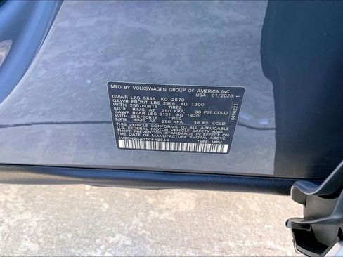 New 2026 Volkswagen Atlas Peak Edition image 14