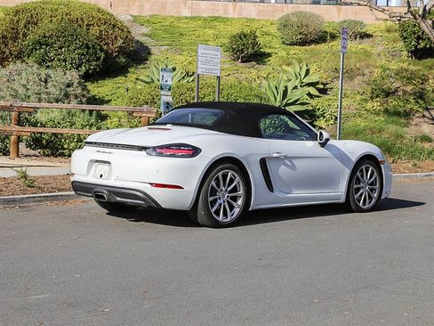 Used 2019 Porsche 718 Boxster image 18