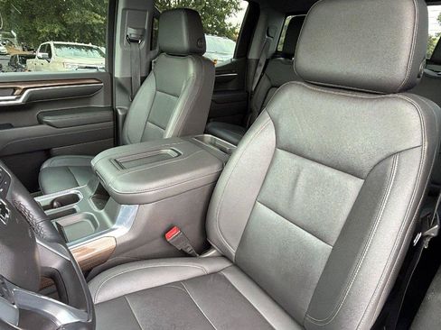 Used 2022 Chevrolet Silverado 1500 LT Trail Boss w/ LT Trail Boss Premium Package AWD/4WD image 4