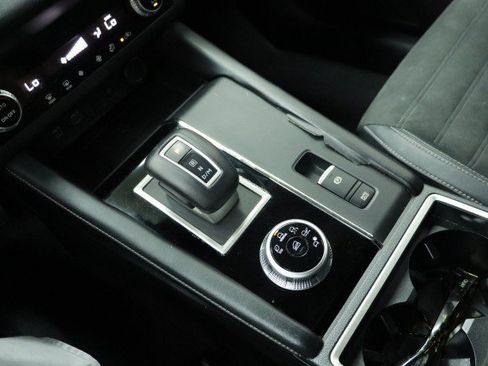 Used 2022 Mitsubishi Outlander SE FWD image 18