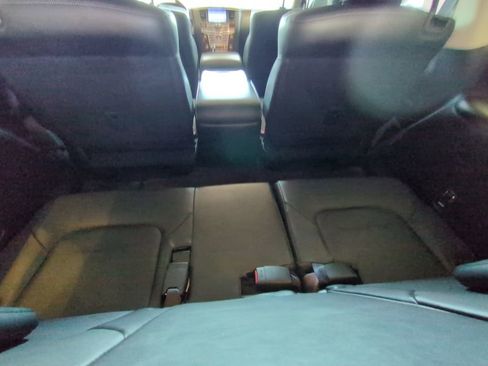 Used 2019 INFINITI QX80 Luxe image 34