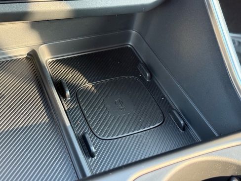 New 2026 Kia Carnival SX image 16